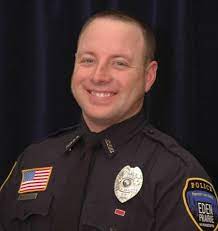 Former Eden Prairie police officer Travis Seraphin